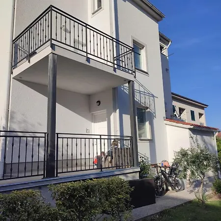 Kraljic Apartment *