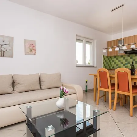 Kraljic Apartament *